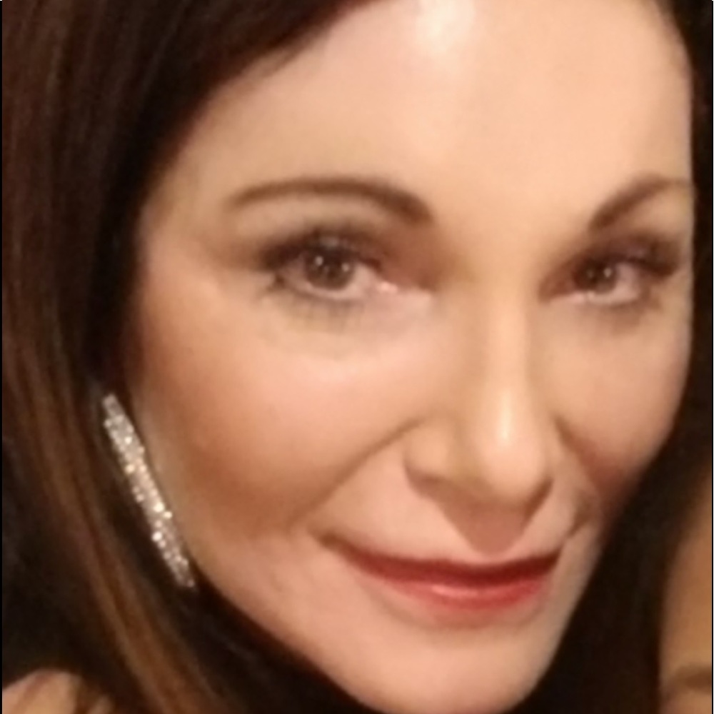 Meet your Posher, Teresa
